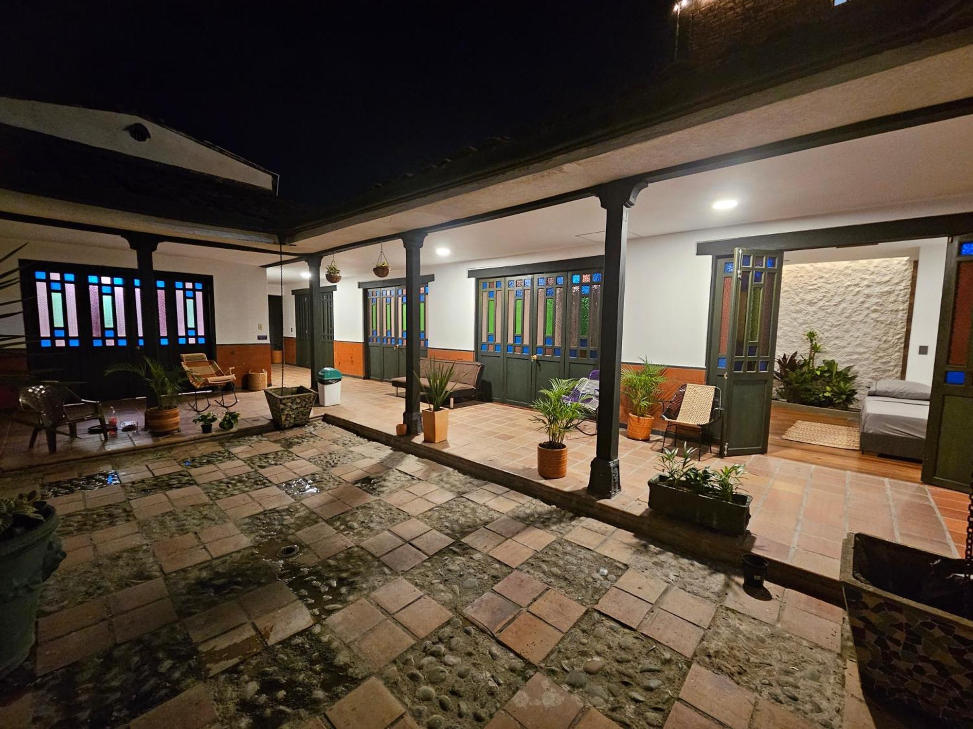 Casa Alba Hotell Cali Exteriör bild